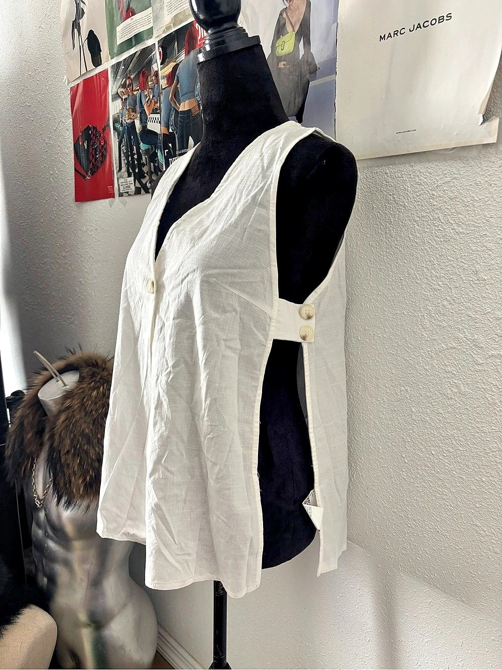 White Button-Front Vest Top Like New